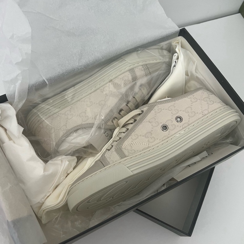Gucci sneakers